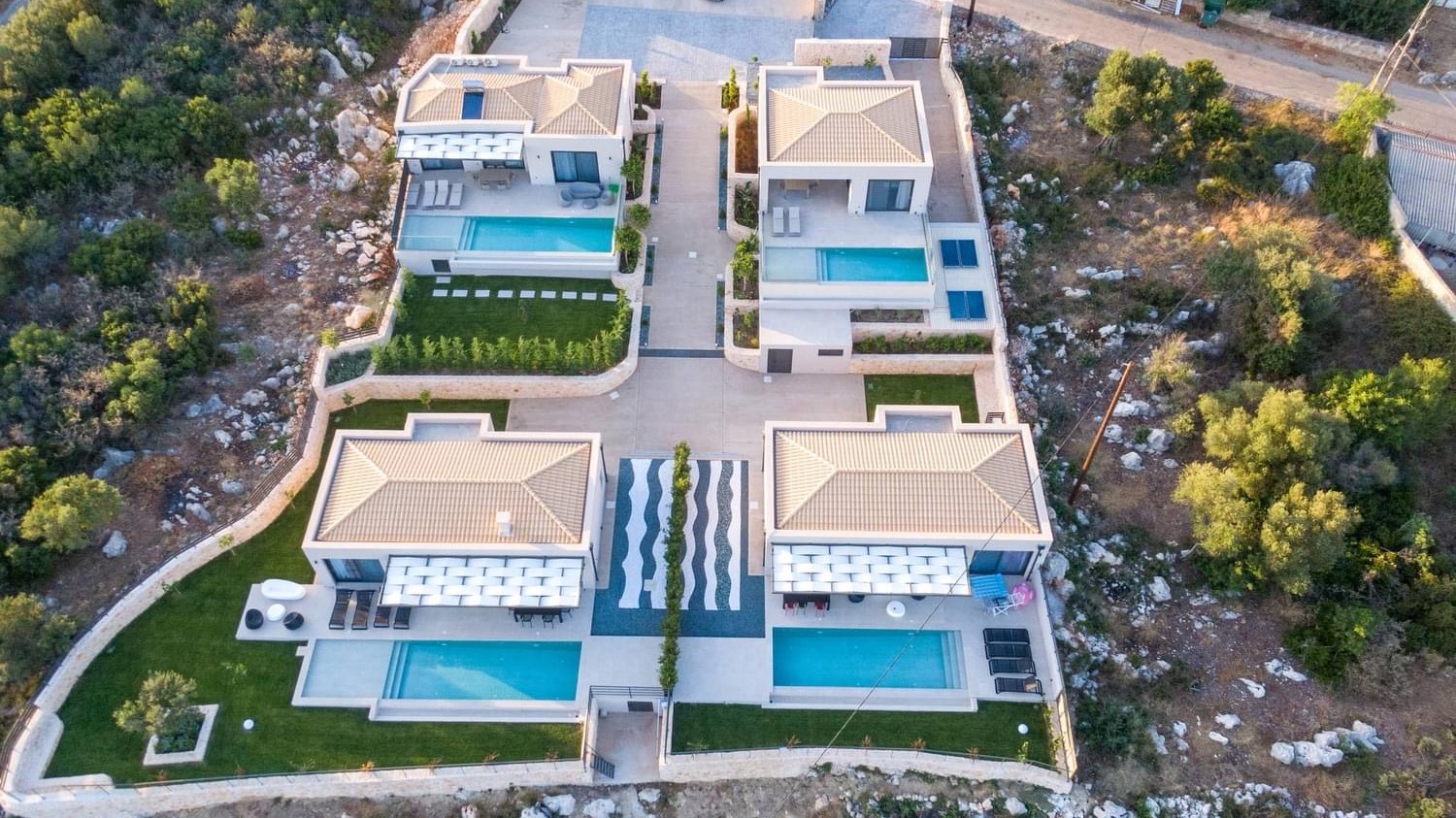 Complex of four luxury villas in Karavados